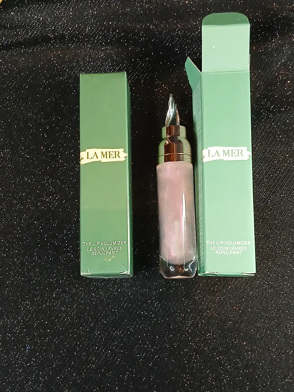 La Mer Lip Volumizer Gloss in Soft Pink New Sealed Box